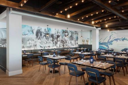 Deltas by Marriott Virginia Beach Bayfront Suites - 12