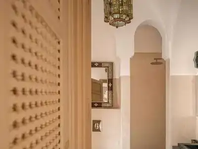 Riad Jaaneman - 25