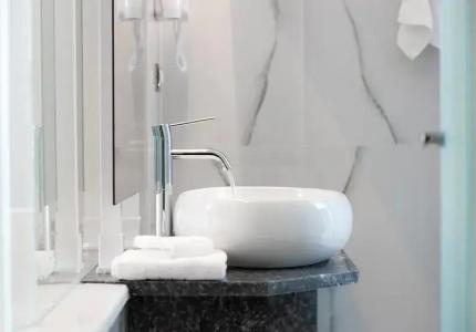 Acropolian Spirit Boutique - 44