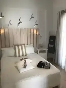 Yanna Luxury Suites (Asteri Suites) - 1