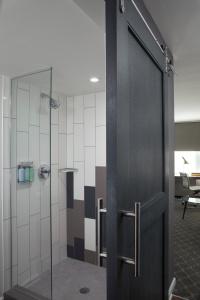 Fifty & Suites by Affinia - 17