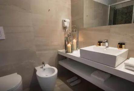 Bianco Riccio Suite - 69