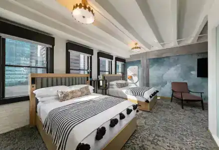 The Wayfarer Dtla - 80