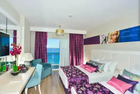 Azura Deluxe Resort & Spa - Ultra All Inclusive - 34