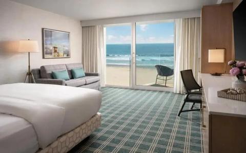 del Coronado, Curio Collection by Hilton - 85