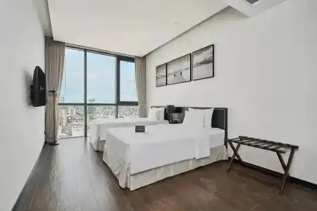 Luxcity & Apartment - 24