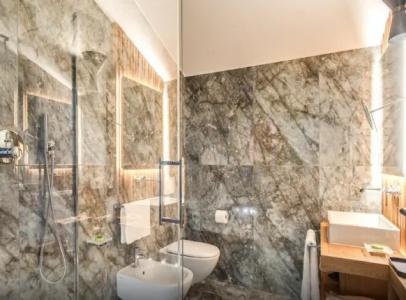 Dbh – Boutique Lake Como - 59