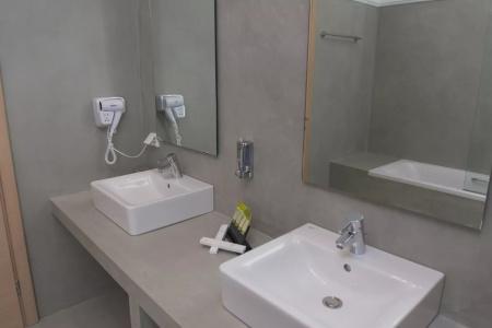 Douskos Guesthouse - 73