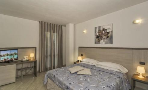 Lido Inn - 7