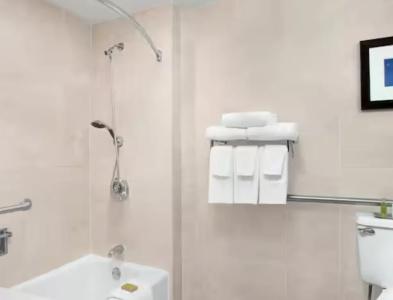 DoubleTree by Hilton Miami Airport & Convention Center - 60