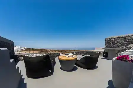 Elysian Santorini - 77