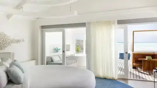 Lux* South Ari Atoll Resort & Villas - 8