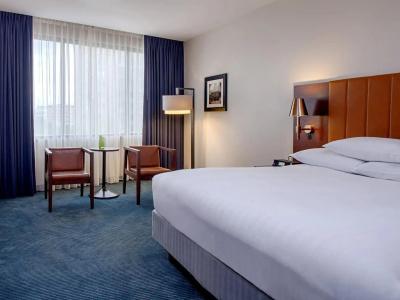 Hyatt Regency - 28
