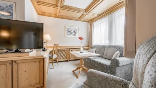 Trofana Royal - 52