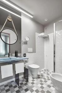 The Modernist - 58