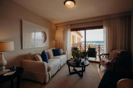 The Bannister & Yacht Club by Mint - 53