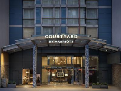 Courtyard by Marriott New York Manhattan / Soho - 30