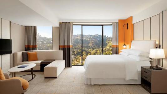 Sheraton Universal - 85