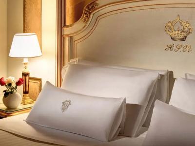 Splendide Royal - Small Luxury Hotels of the World - 32