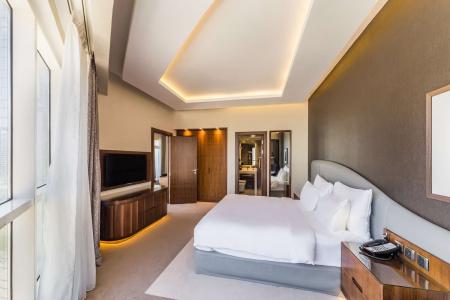 Radisson Blu, Dubai Waterfront - 72
