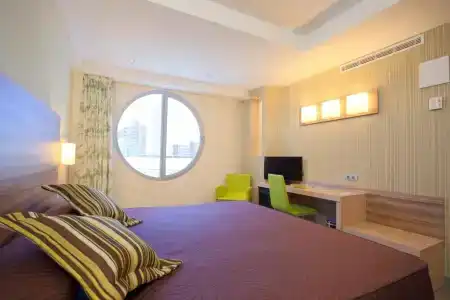 Riviera Beac- Adults Recomended - 54