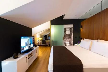 The Craton Sisli - 112