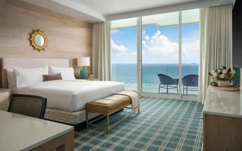 del Coronado, Curio Collection by Hilton - 159