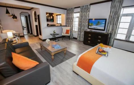 Lincoln Arms Suites - 34