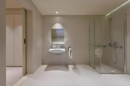 Fraser Suites West Bay - 84