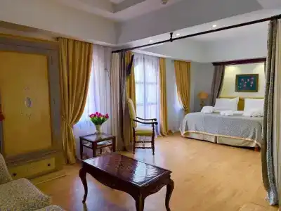 Le Convivial - Wine and Spa Experience Suites - 12