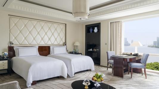 The Peninsula Shanghai - 40