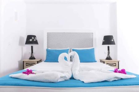 Blue Waves Suites & - 78