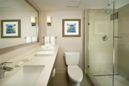 Hilton Garden Inn Miami South Beach - 32