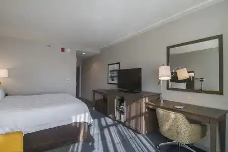 Hampton Inn Chicago North-Loyola Station, Il - 53