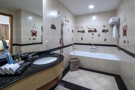 Furama Riverfront (Sg Clean) - 95