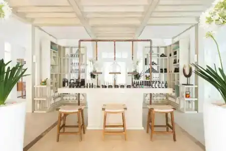 Lux* South Ari Atoll Resort & Villas - 14