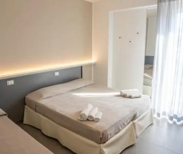 Continental & Residence - 41