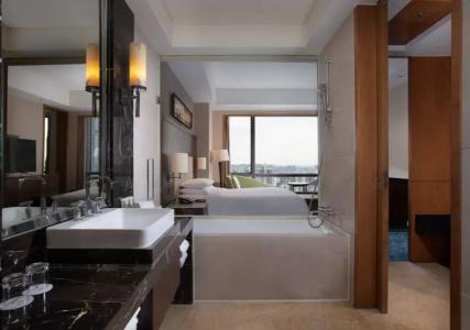 Courtyard by Marriott Suzhou - 36