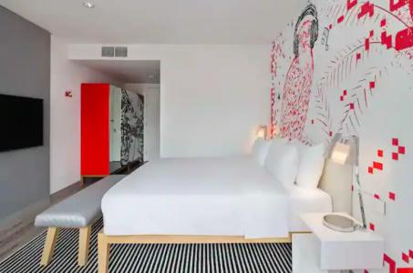 Radisson Red Dubai Silicon Oasis - 40
