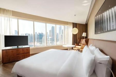 Radisson Blu, Dubai Canal View - 56