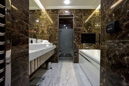 The Chelsea Harbour and Spa - 52
