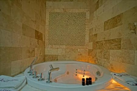 Holiday Cave - 151