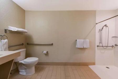 Comfort Inn South Oceanfront - 27