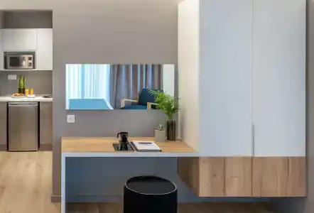 Chroma Fashion Rooms & - 31