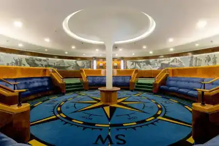 Queen Elizabeth 2 - 2