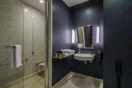 Doubletree By Hilton Istanbul Topkapi - 66