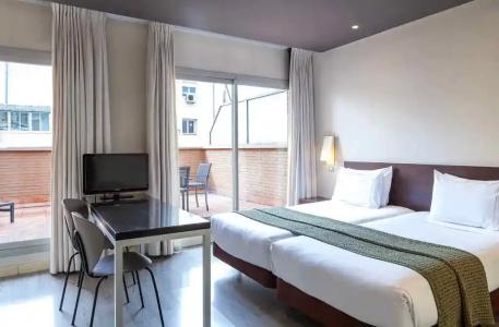 Suites Viena Plaza de España - 60