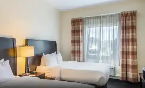 Clarion Inn & Suites Central Beach - 61