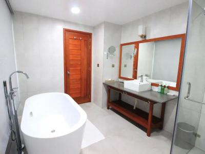 Araamus Maldives - 12