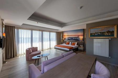 Riva's Moda - 34